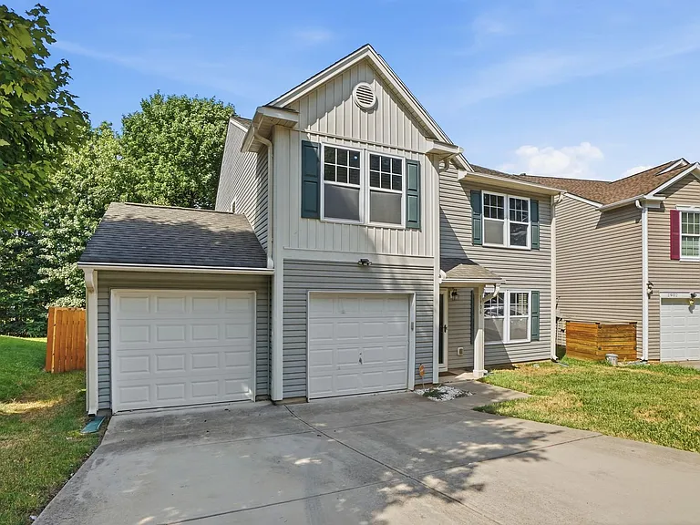 1906 Treefrog Ct — Photo 33