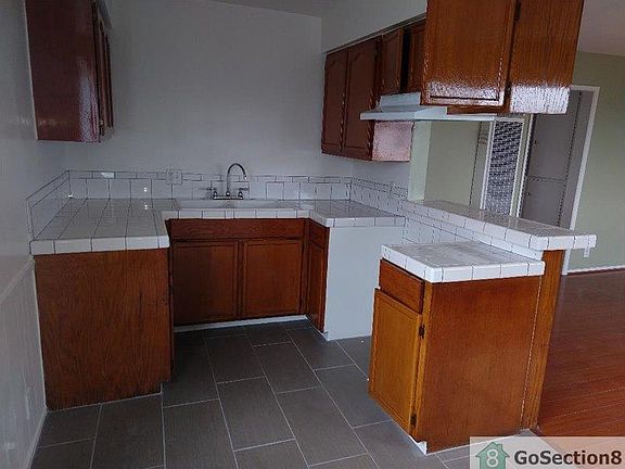 3rd image of 3474 W 67th St #4