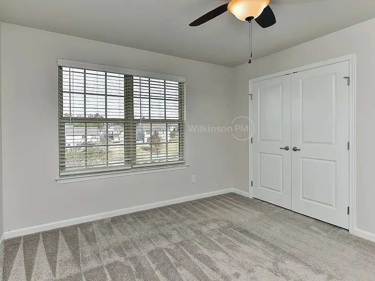 1868 Scarbrough Cir — Photo 41