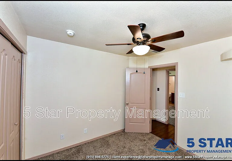 11613 Ochre Bluff Ln — Photo 32