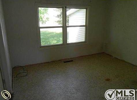 705430973 Bed Room2.JPG