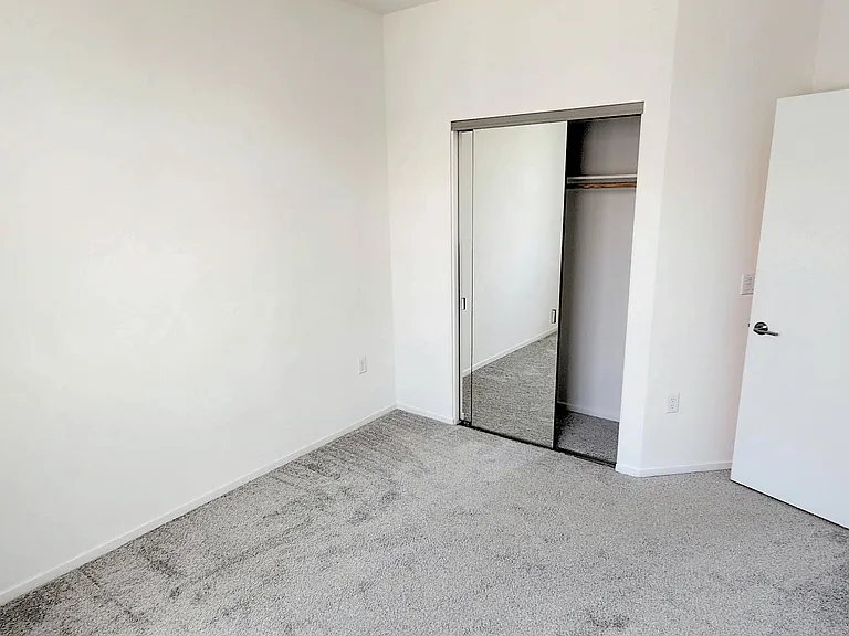 5495 Seacliff Pl #117 — Photo 16
