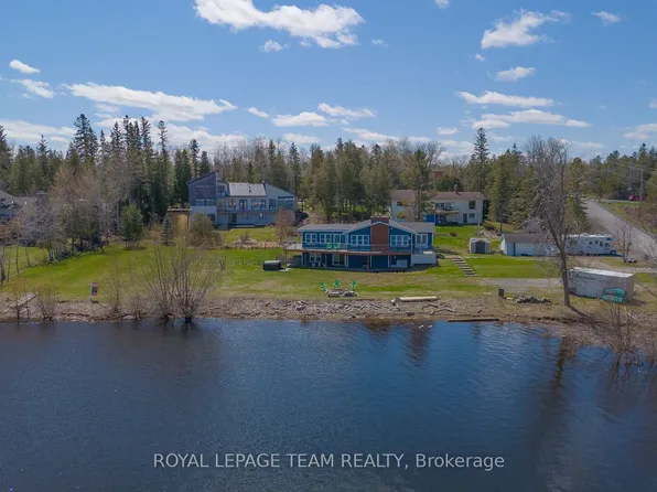 220 Vances Side Rd, Ottawa, ON K0A 1T0