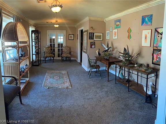 2nd image of 418 Skyline Dr