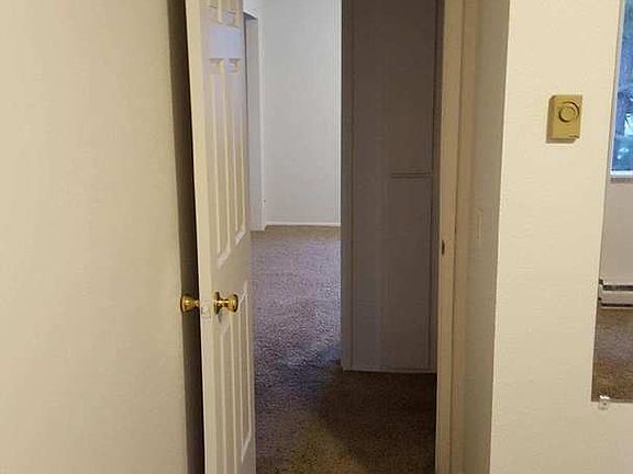5th image of 4401 Saratoga Pl NE APT 7