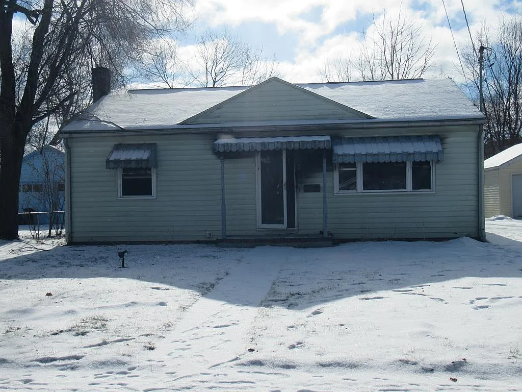 639 Reynolds St photo 1