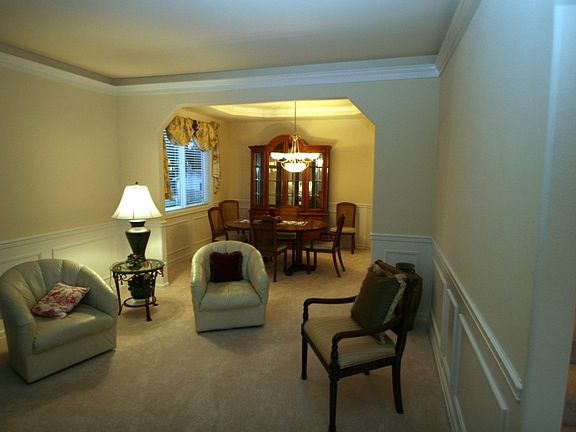 4th image of 1303 27th Avenue Ct SW
