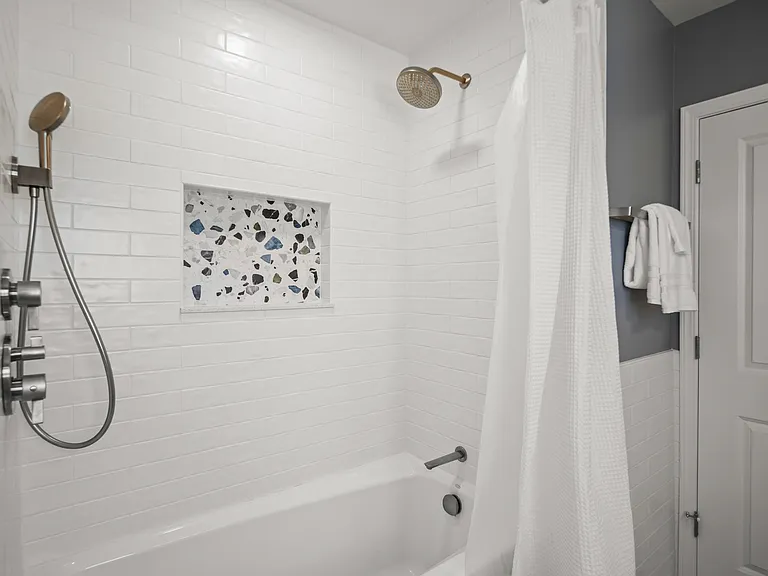 1040 Alameda Blvd — Photo 30