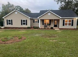 206 Greenbriar Dr, Dothan, AL 36301