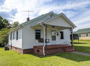 394 Summit Ave, Spruce Pine, NC 28777