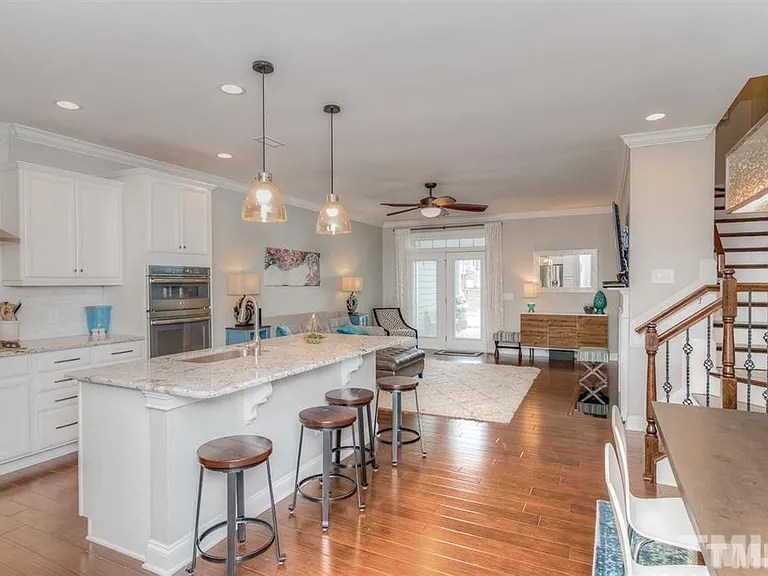 539 Balsam Fir Dr — Photo 2