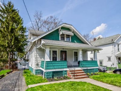 2152 Stone St, Cuyahoga Falls, OH, 44221