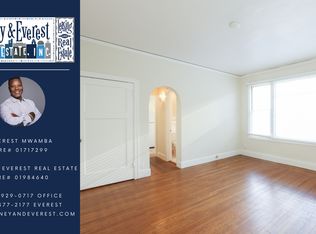 171 Montecito Ave #206, Oakland, CA 94610
