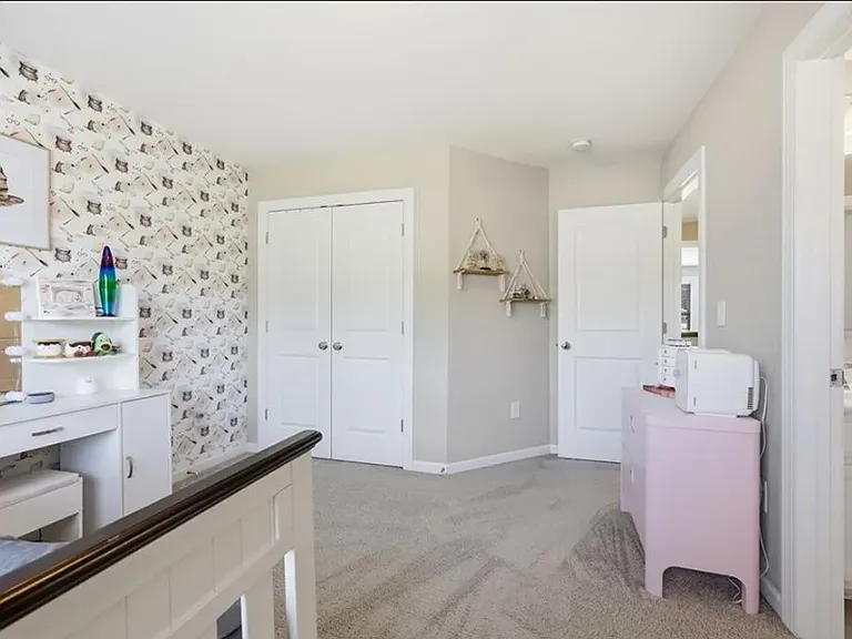 806 Blue Moon Ct — Photo 30