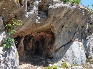 752 Live Oak Canyon, Dripping Springs, TX 78620