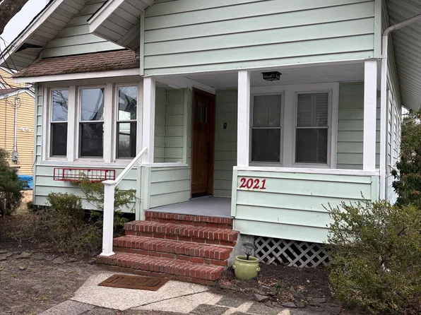 2021 Polbos Pkwy, Oakhurst, NJ 07755