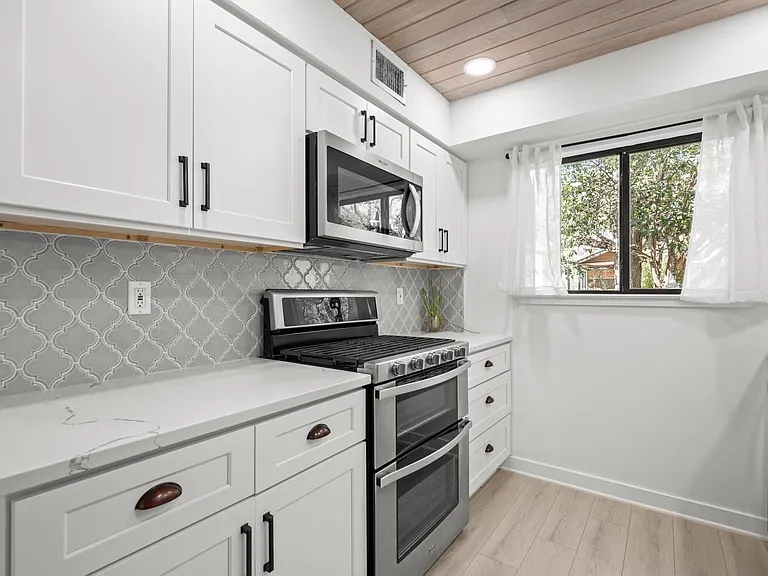 5504 Kings Hwy — Photo 10