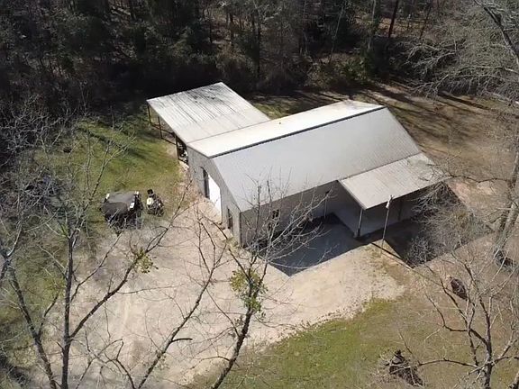 3rd image of 8973 Pearson Rd