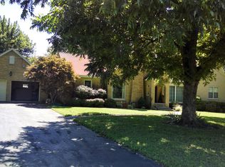 416 N Main St, Rector, AR 72461