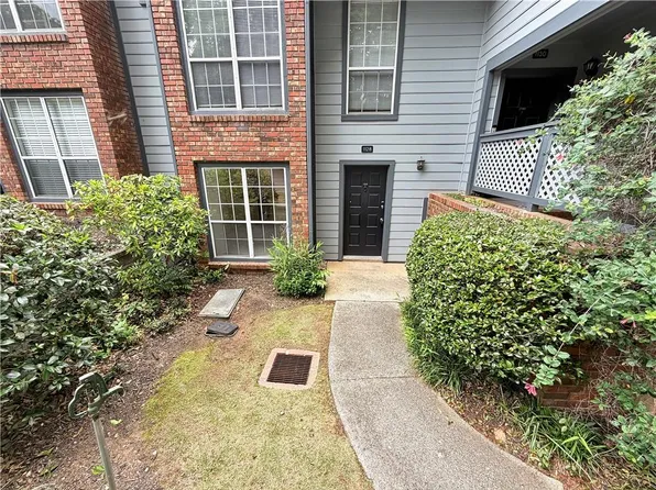 1128 Weatherstone Dr NE, Atlanta, GA 30324