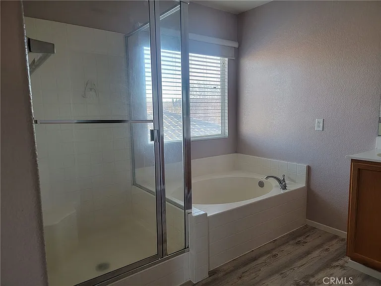 43650 Castle Cir — Photo 2