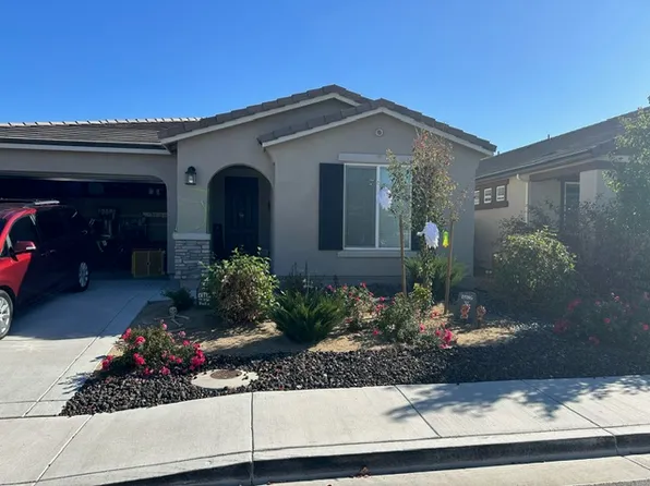 1235 Barn Owl Dr, Sparks, NV 89436