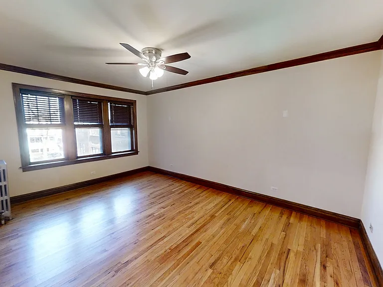 Kedzie Property — Photo 15