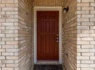 9940 Long Rifle Dr, Fort Worth, TX 76108