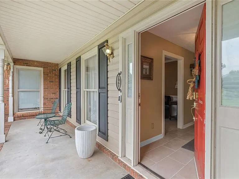 1061 Highway 92 N — Photo 11