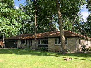 242 E David St, South Bend, IN 46637