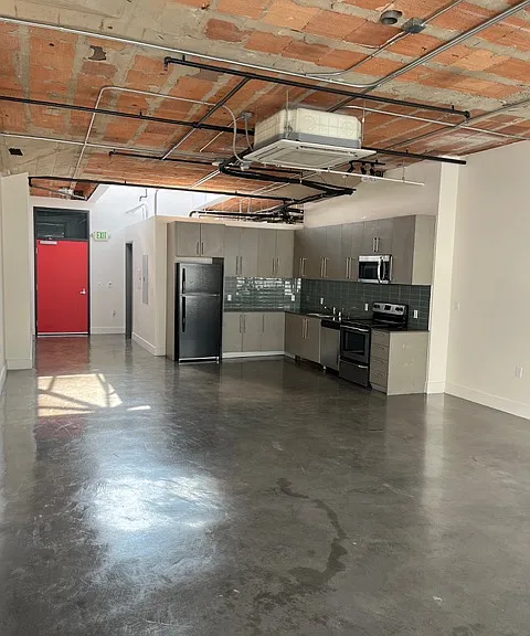 Binford Lofts — Photo 5