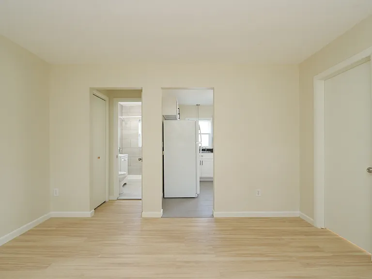 321 Montcalm St #R — Photo 9