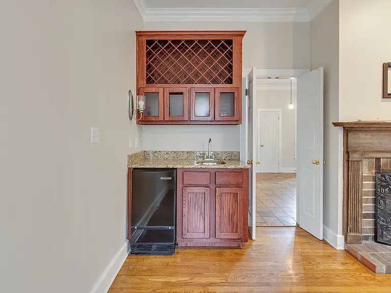 186 S Belvedere Blvd — Photo 9