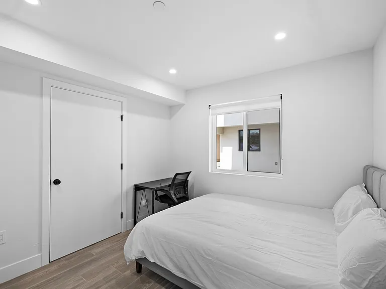 5401 Carlin St — Photo 7