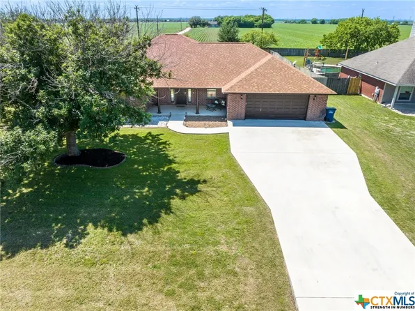 5034 Prairie Smt, Seguin, TX 78155