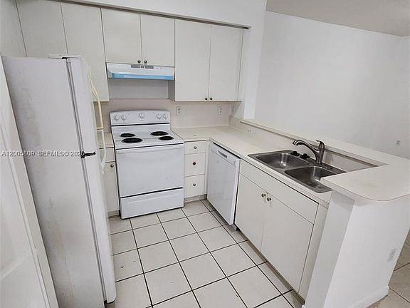 2nd image of 11060 SW 196th St APT 209