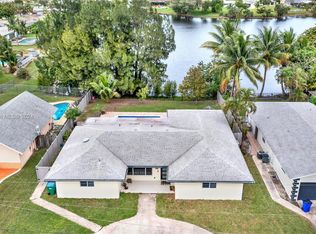 6535 NW 11th St, Margate, FL 33063