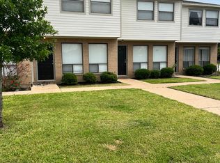 800 San Pedro Dr APT B, College Station, TX 77845