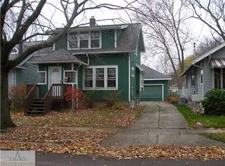 2214 S Rundle Ave, Lansing, MI 48910