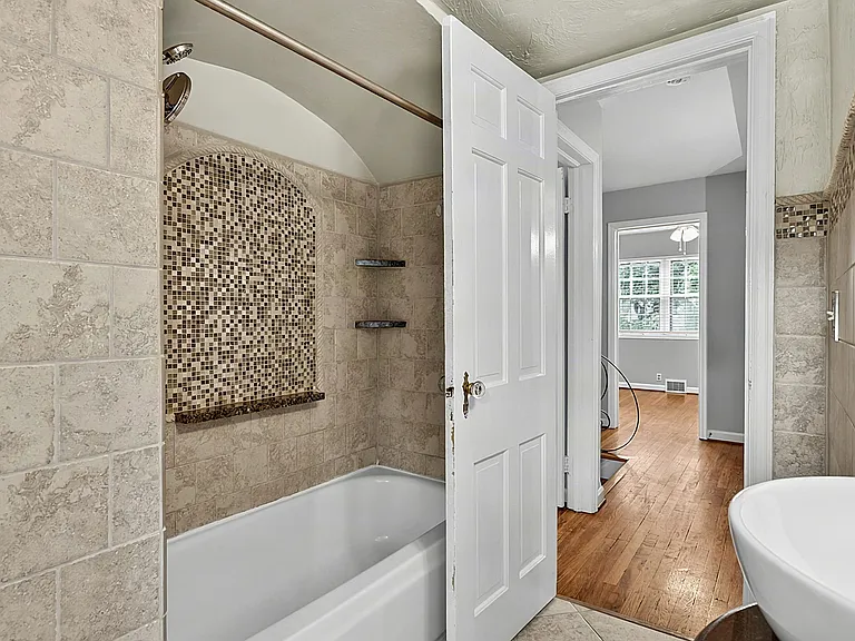 5661 N Illinois St #5661 — Photo 29