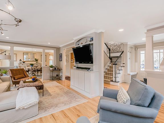 4th image of 101 Timothy Ln