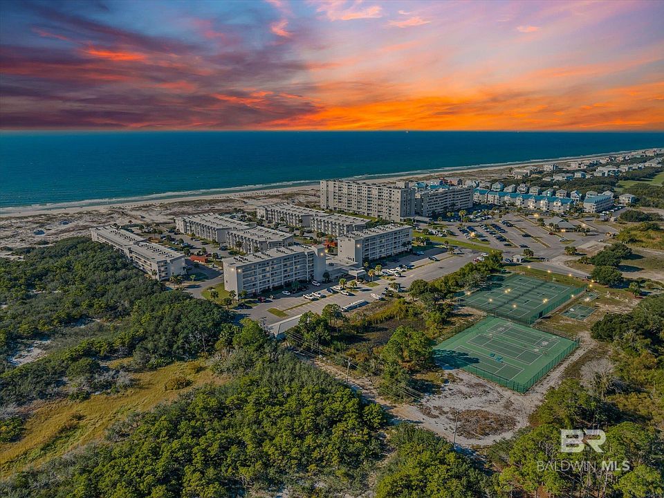 1st image of 400 Plantation Rd #1111