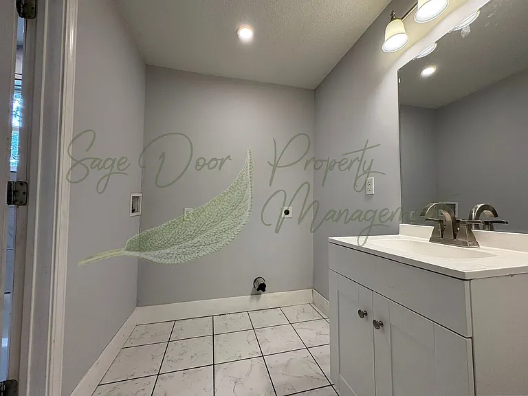 2419 Bales Ave — Photo 13