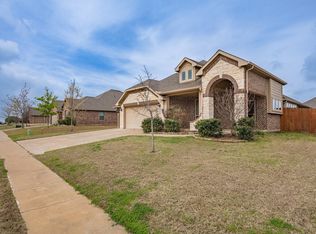 6011 Park View Dr, Midlothian, TX 76065