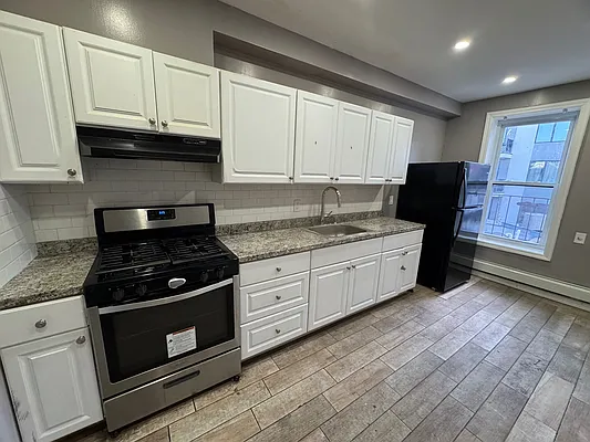 Rented by Corcoran | media 7