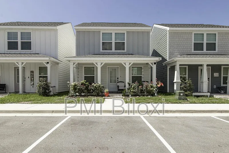 3 bed, 1.5 bath, 1000 sqft, $2,500 — Photo 4