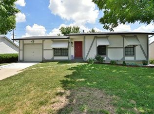 1306 White Hawk Dr, O'Fallon, MO
