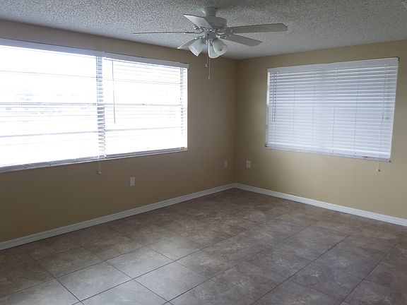 356668_Dining ROom_10302015