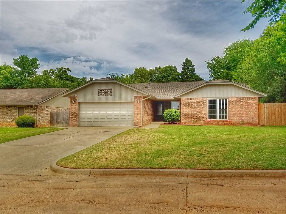 1st image of 1425 Redwood Ter