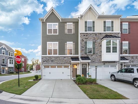 900 Gabion Way, Chesapeake, VA 23323